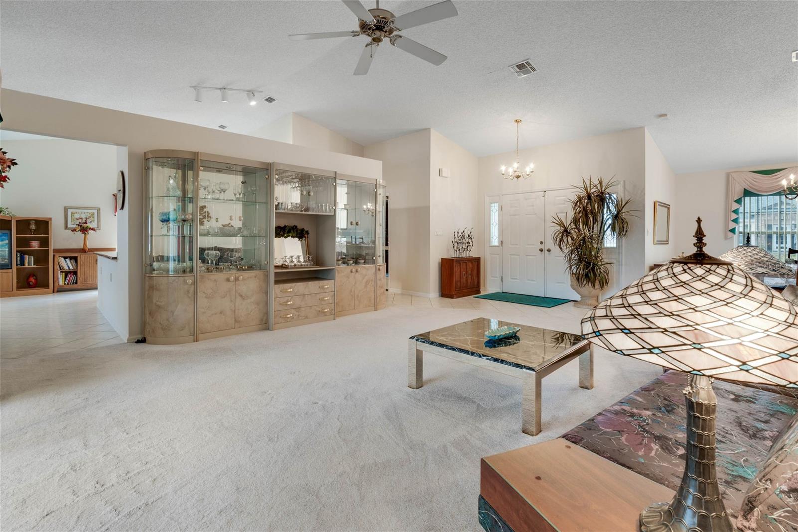 Image 9 of 59 For 25274 Lost Oak Circle