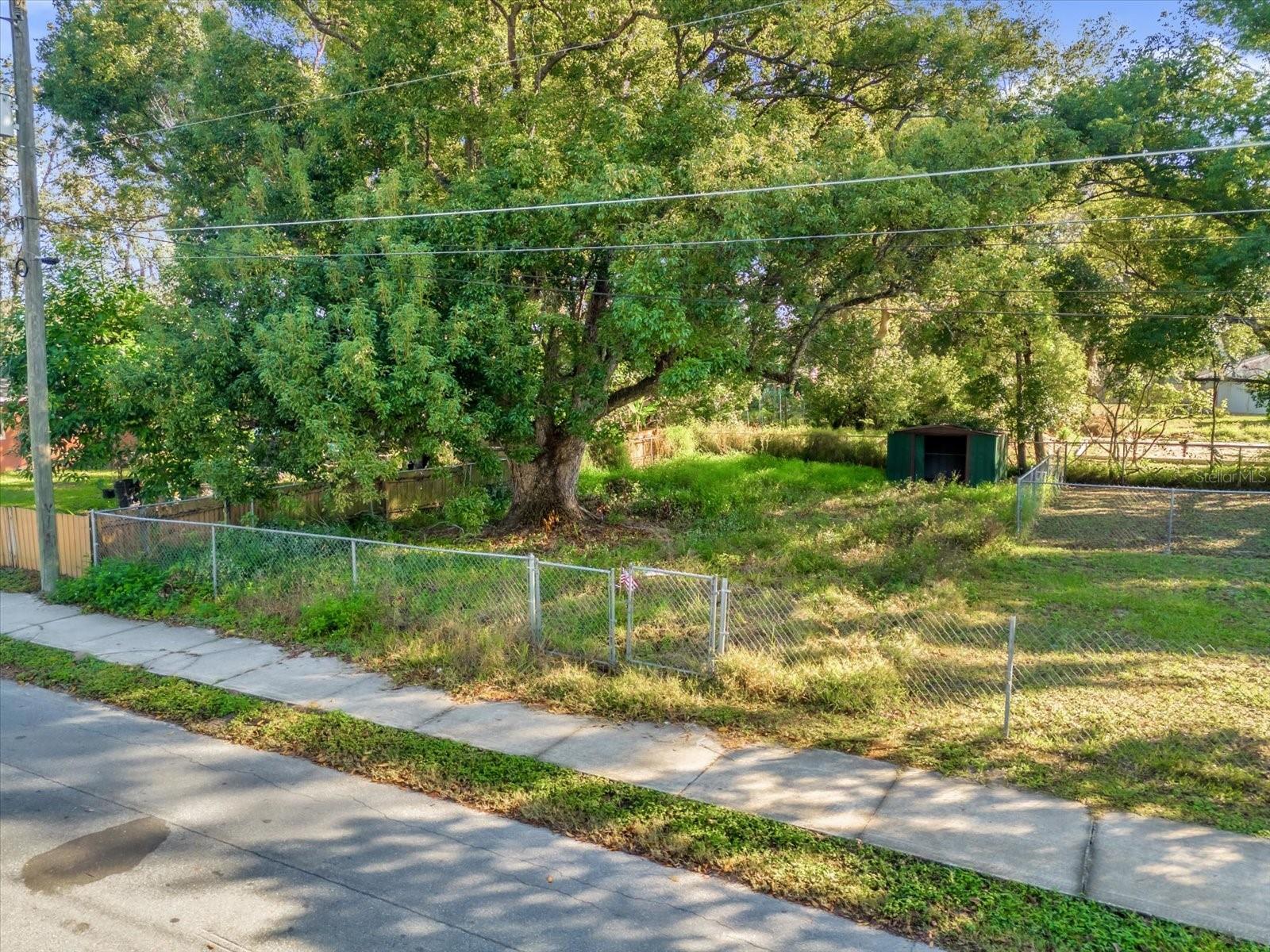 Image 3 of 16 For 1620 Rhodes Street