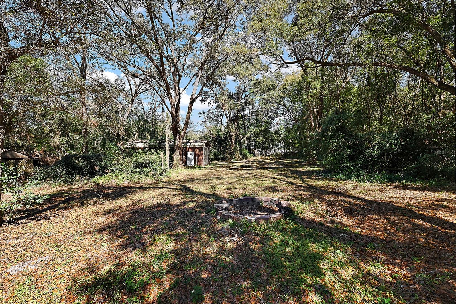 Image 29 of 37 For 2541 Lake Griffin Road