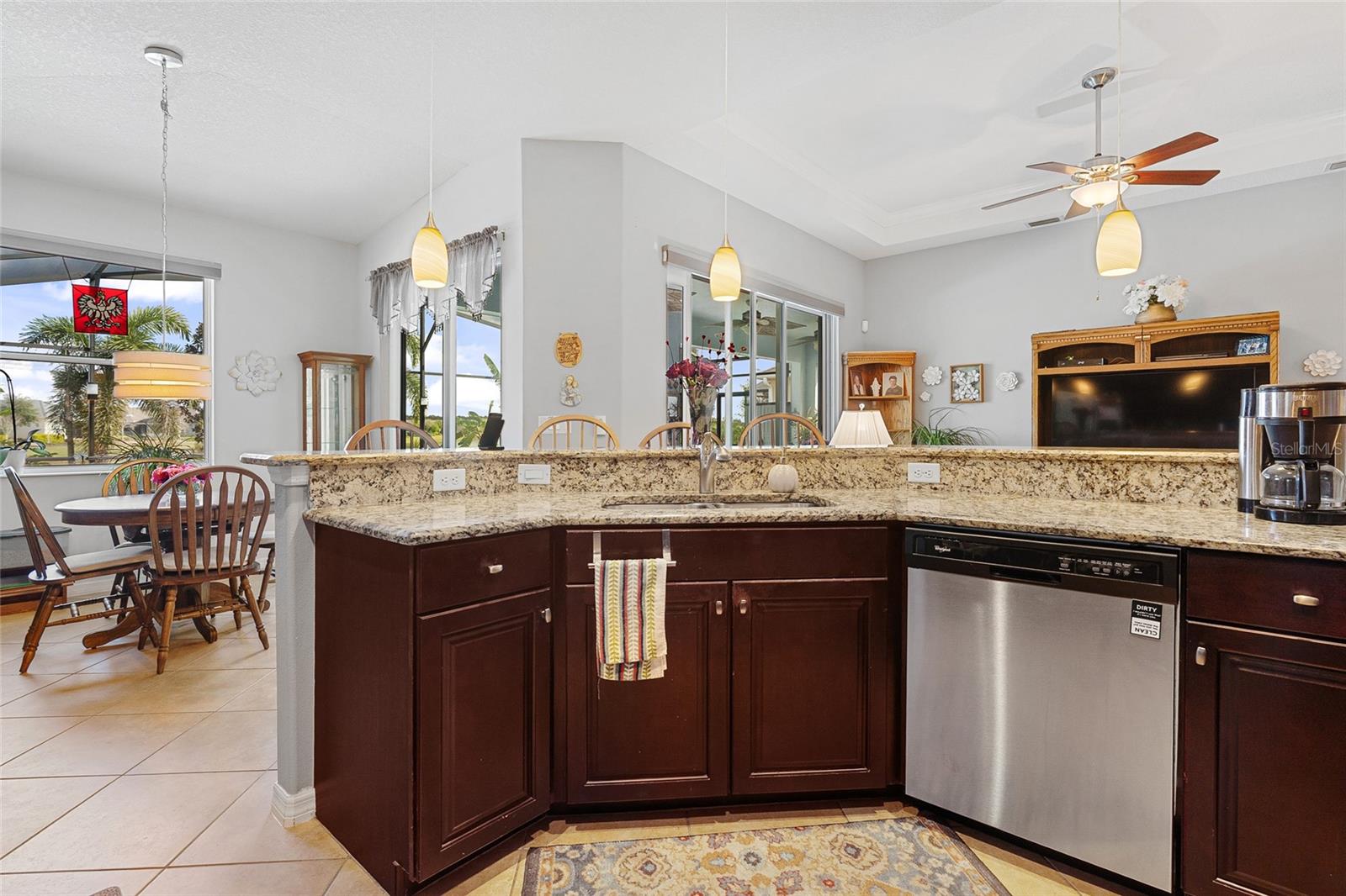 Image 17 of 61 For 8780 Bridgeport Bay Circle