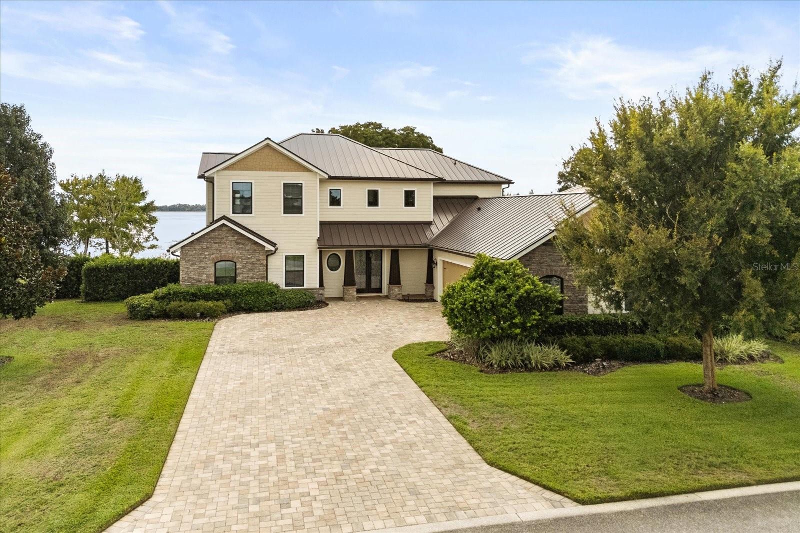 Image 72 of 74 For 17648 Live Oak Dr