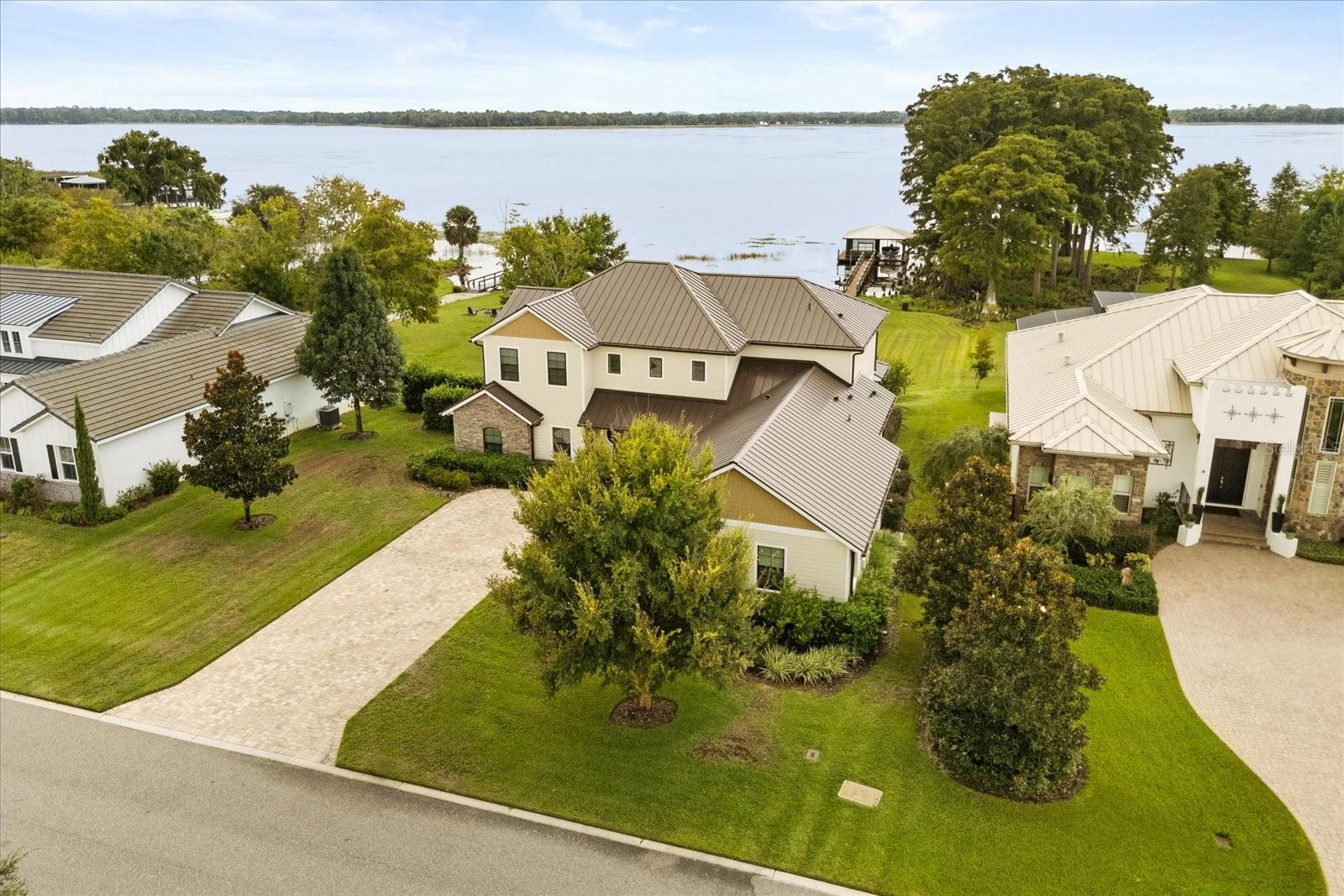 Image 73 of 74 For 17648 Live Oak Dr