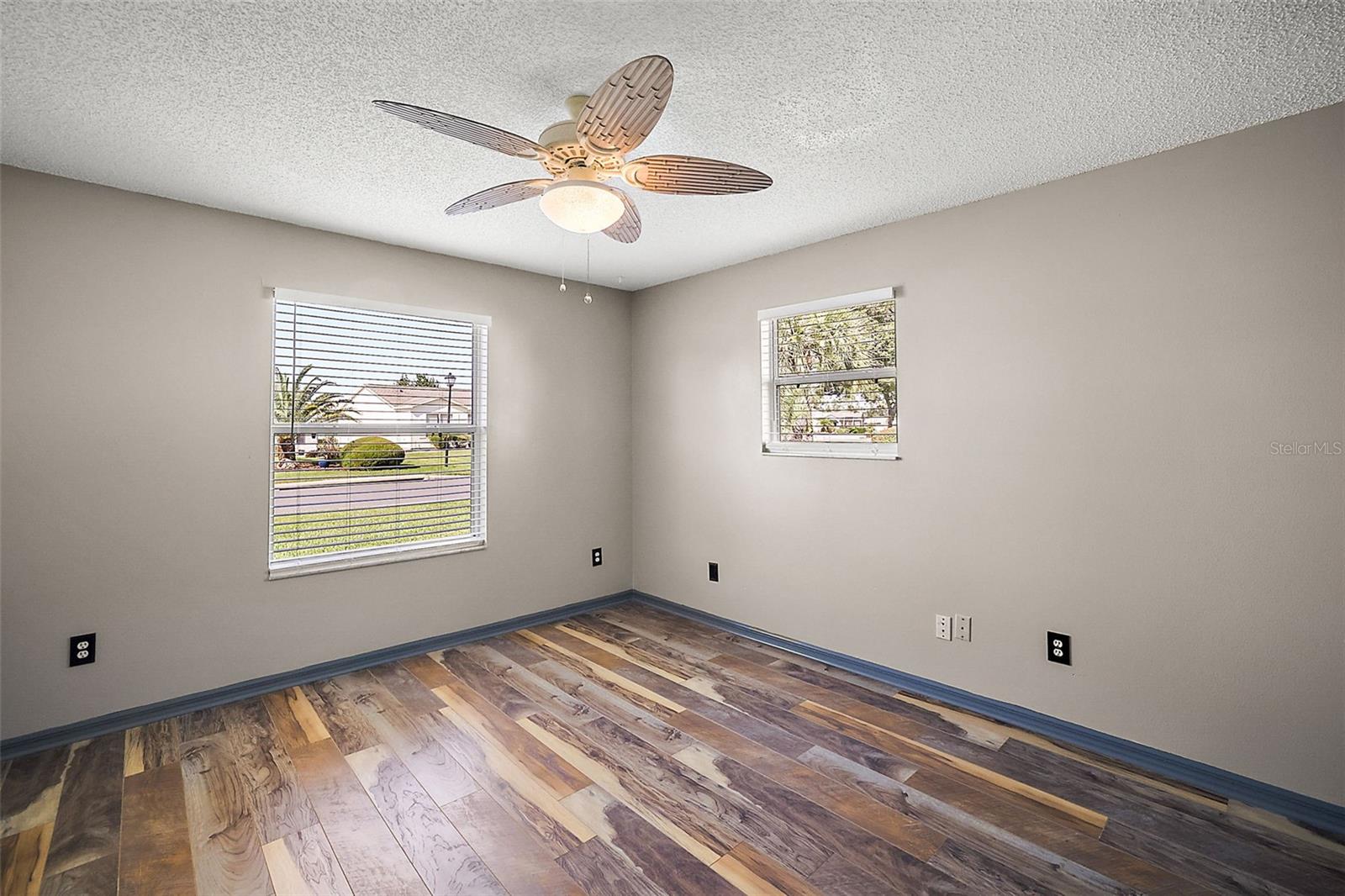Image 20 of 25 For 2541 Privada Drive