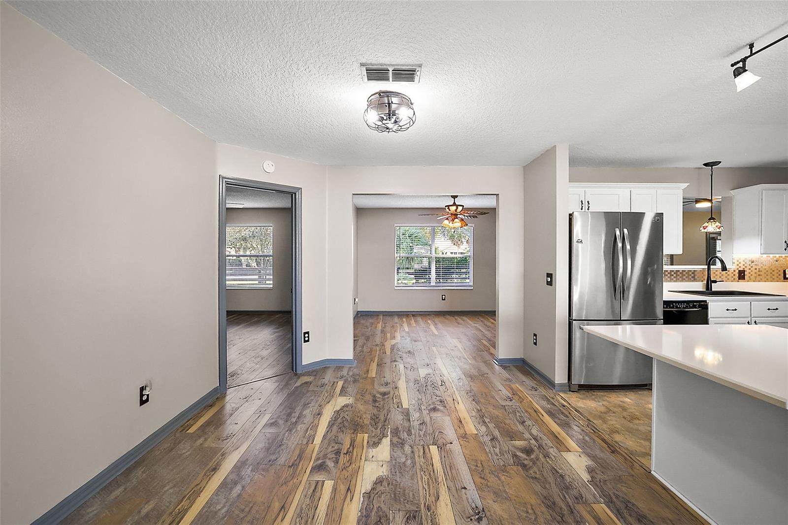Image 8 of 25 For 2541 Privada Drive