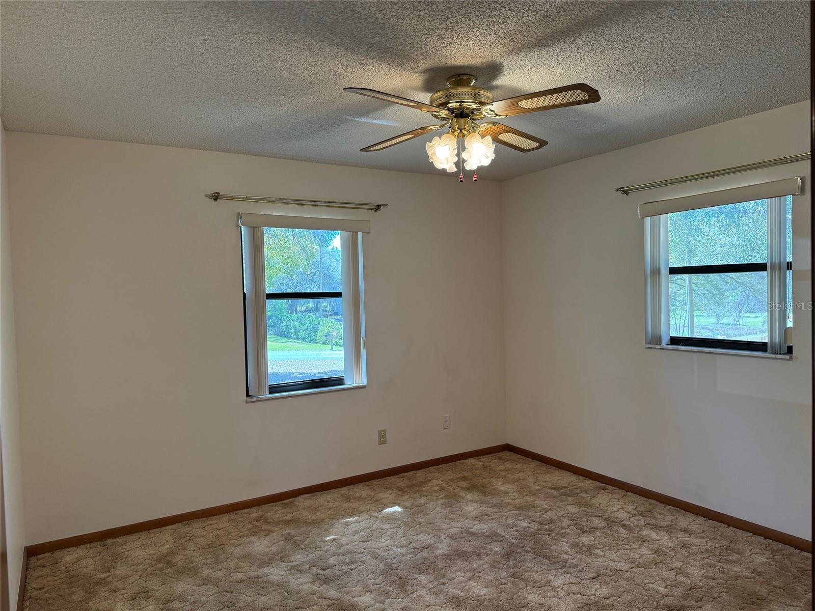 Image 11 of 23 For 1009 Linda Glen Avenue