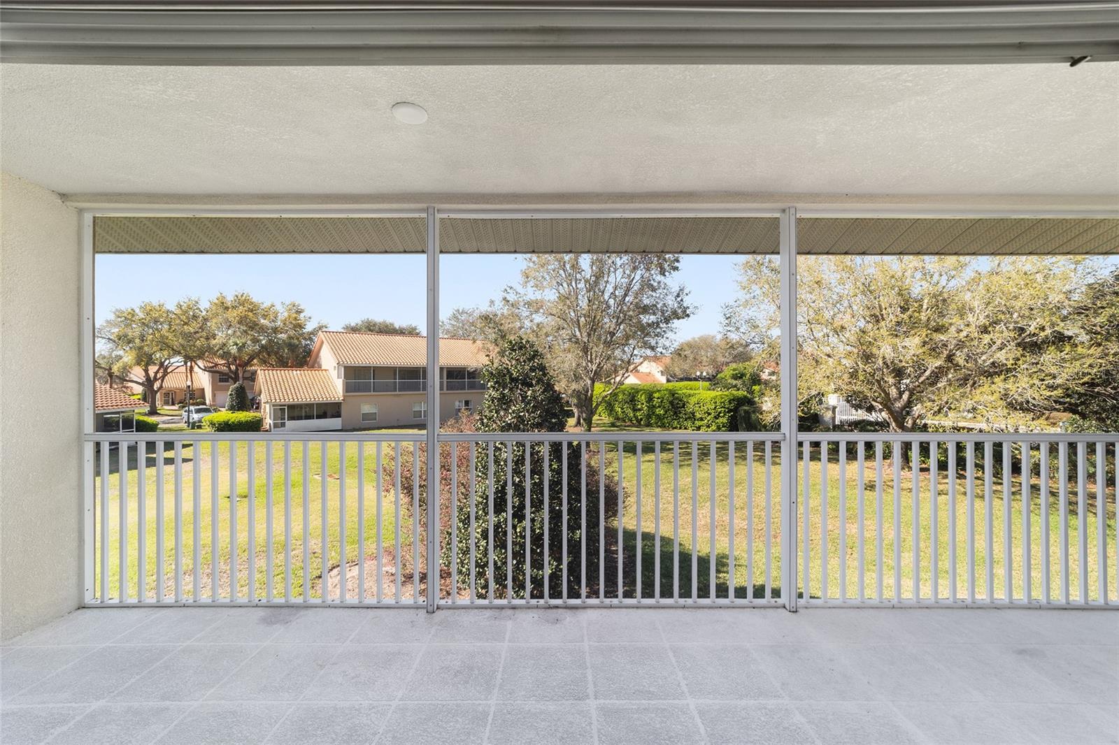 Image 34 of 40 For 5436 Admiral Way 2