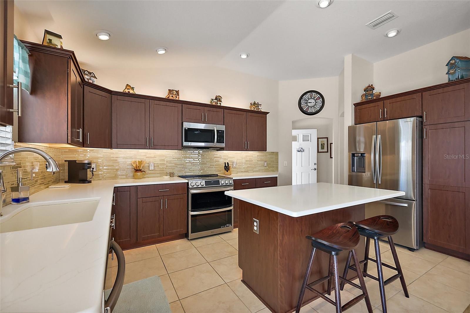 Image 10 of 31 For 1781 Kingfisher Court