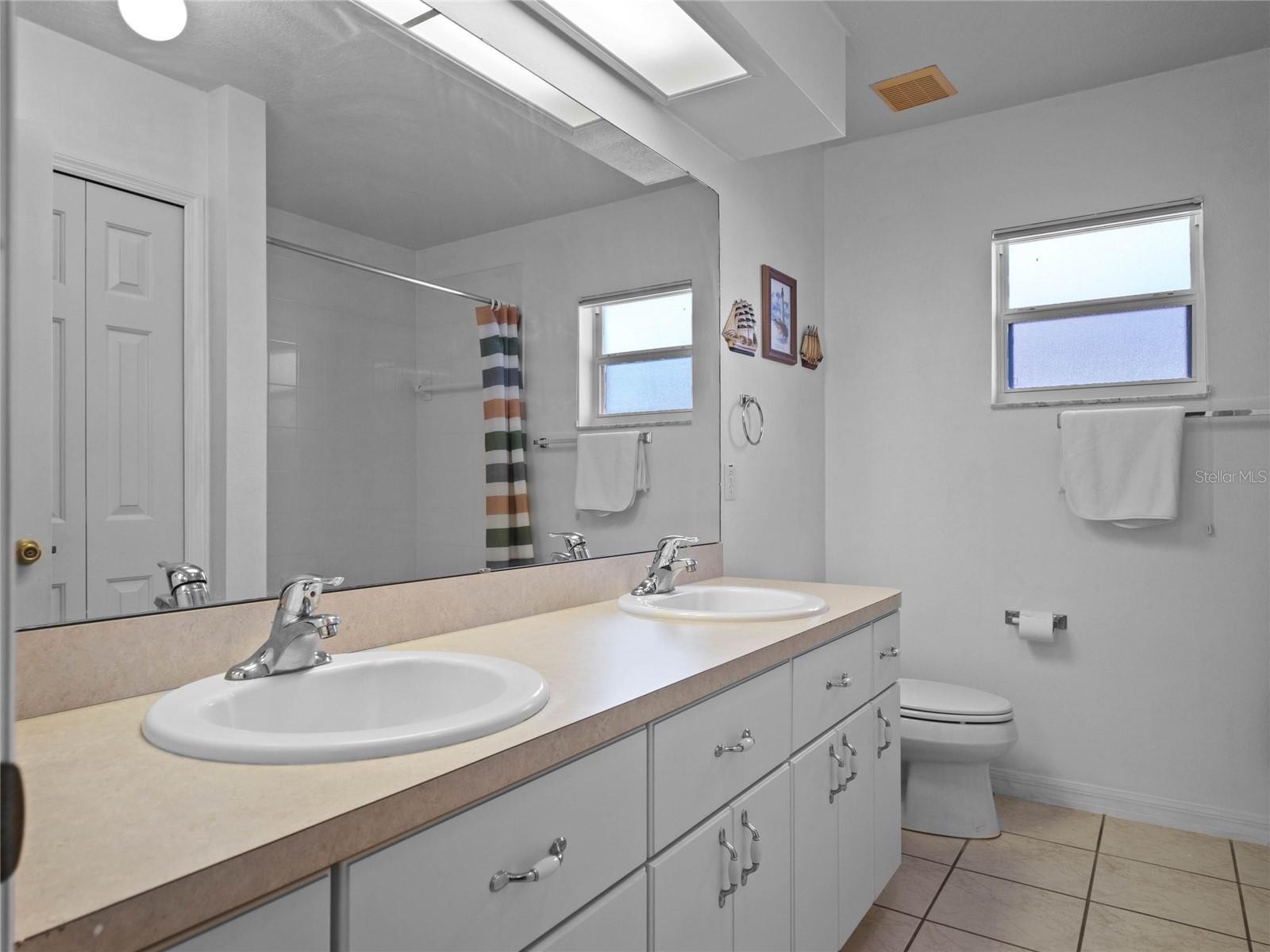 Image 24 of 65 For 5533 Squires Drive