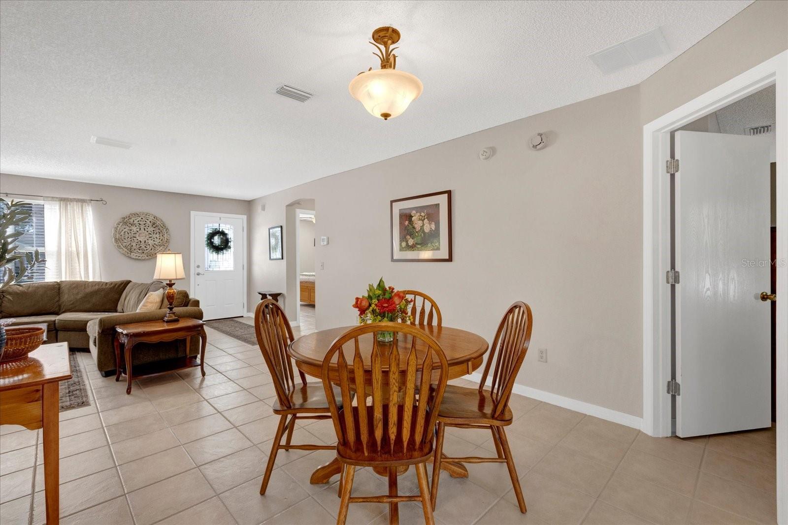 Image 7 of 35 For 9511 168th Elderberry Place