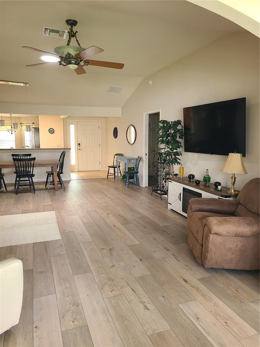 Image 3 of 18 For 879 Chappells Drive