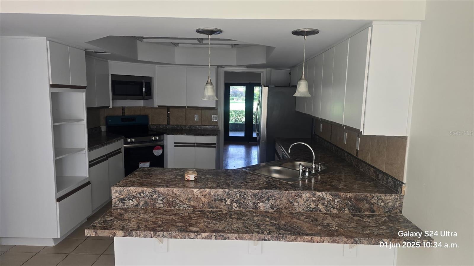 Image 12 of 49 For 2450 Sweetwater Country Club Drive