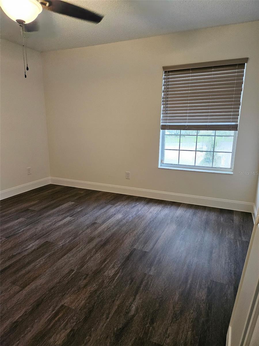 Image 31 of 49 For 2450 Sweetwater Country Club Drive