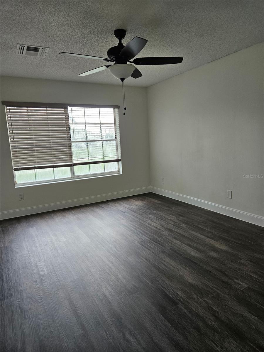 Image 32 of 49 For 2450 Sweetwater Country Club Drive