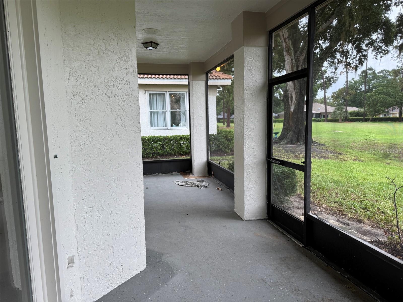 Image 44 of 49 For 2450 Sweetwater Country Club Drive