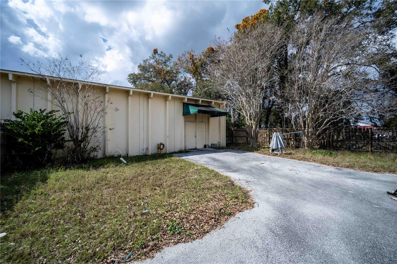Image 13 of 41 For 619 Dixie Ave. (us Hwy 441-27)