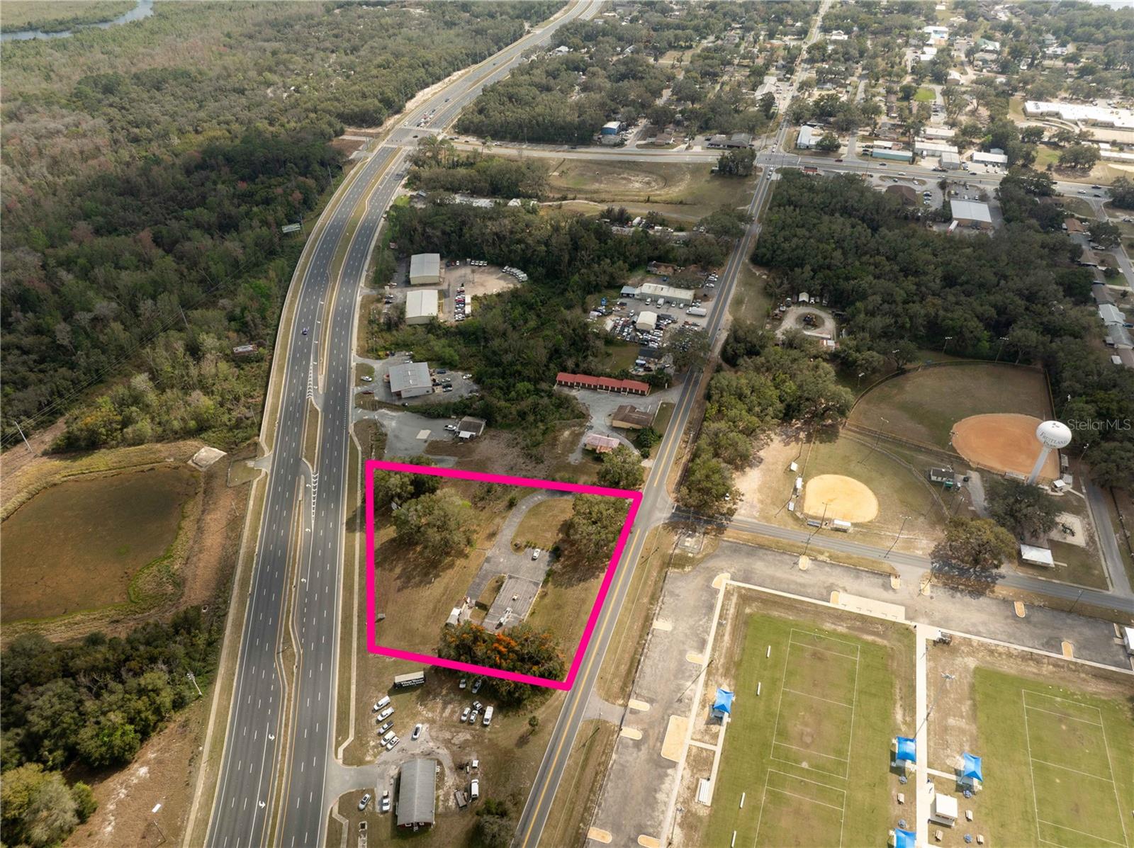 Image 3 of 41 For 619 Dixie Ave. (us Hwy 441-27)