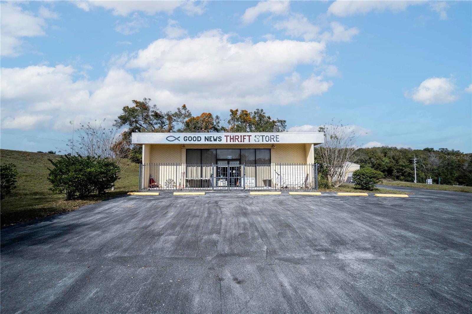 Image 7 of 41 For 619 Dixie Ave. (us Hwy 441-27)