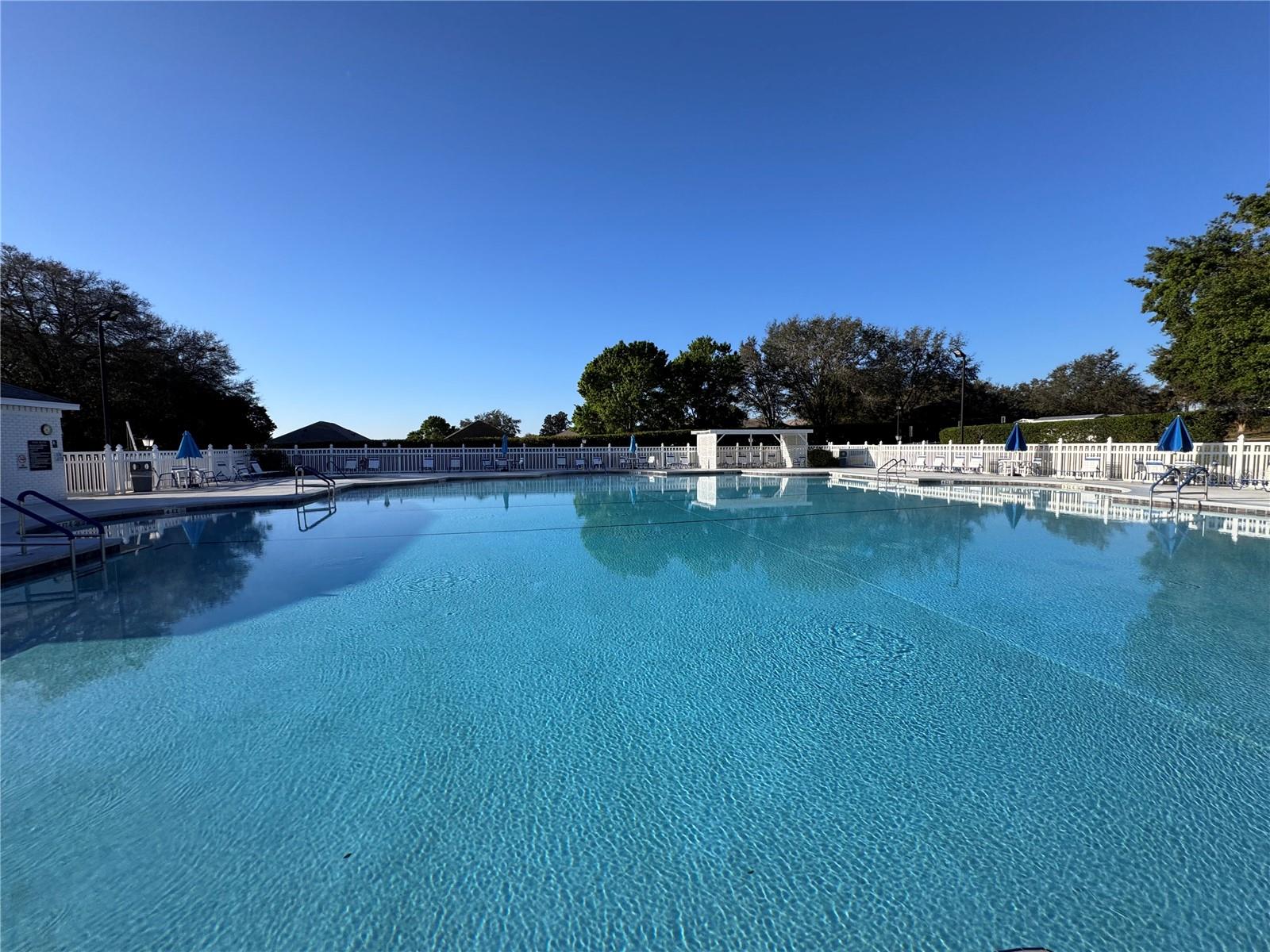 Image 73 of 100 For 25527 Oak Alley