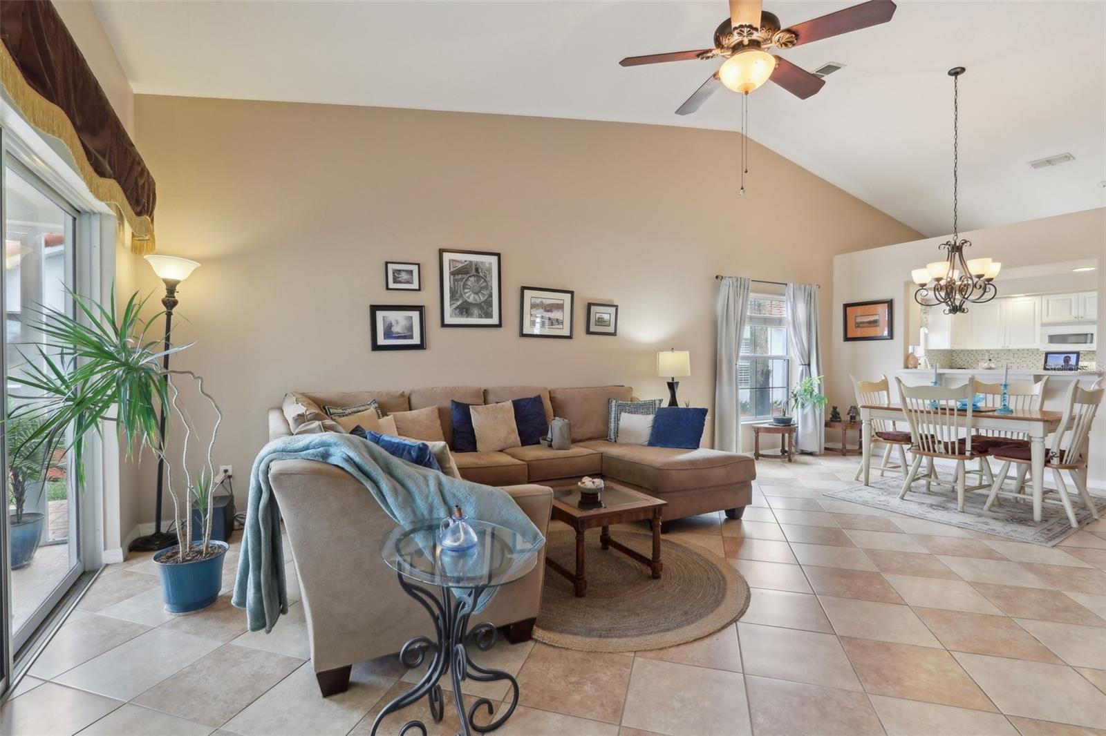 Image 10 of 48 For 5056 Harbour Drive