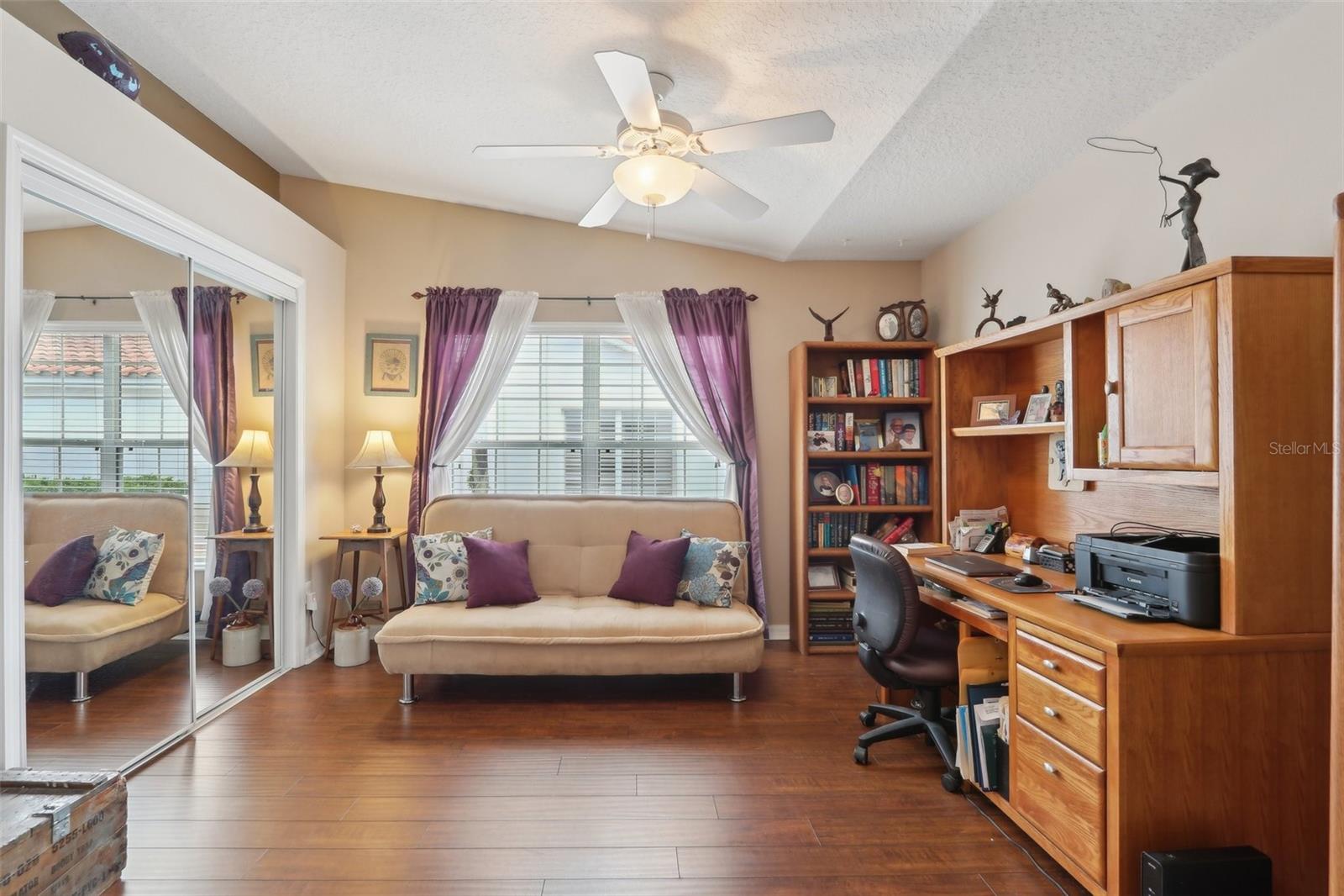 Image 18 of 48 For 5056 Harbour Drive