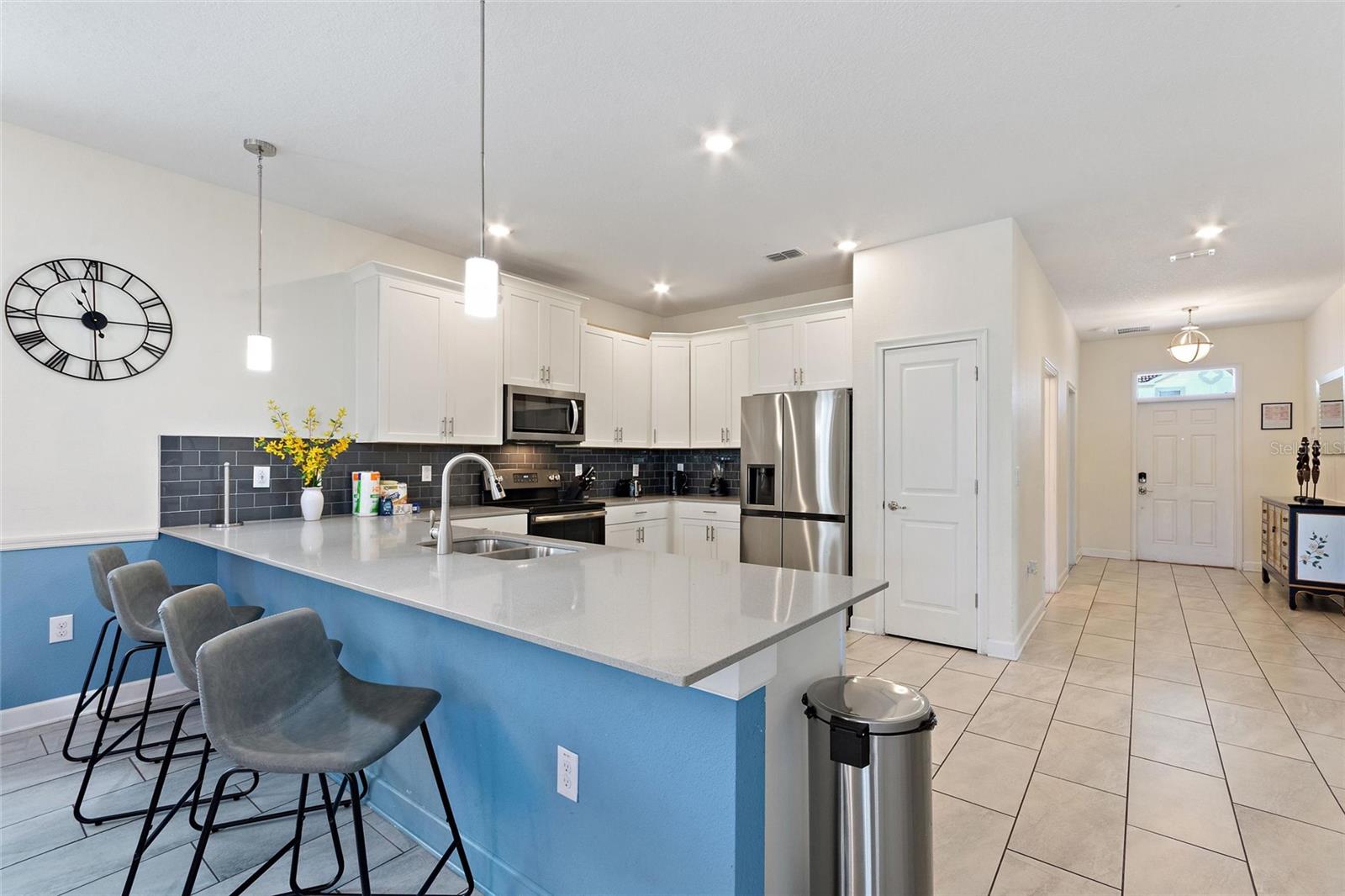 Image 17 of 100 For 1524 Flange Drive