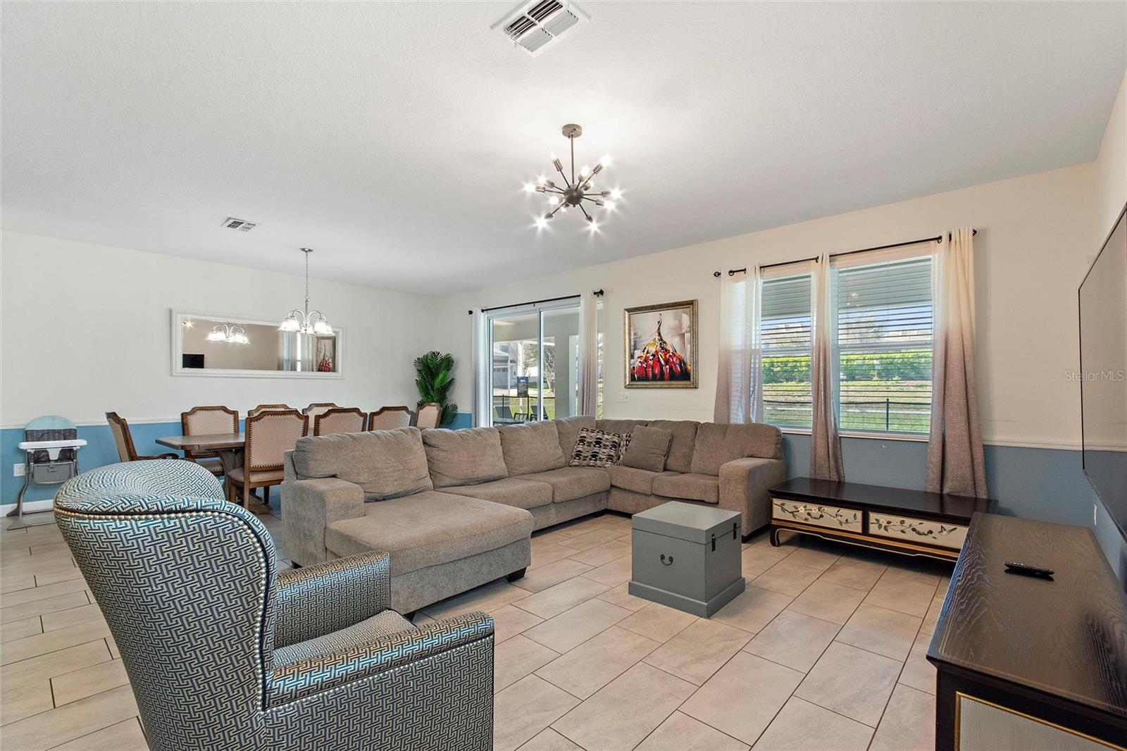 Image 19 of 100 For 1524 Flange Drive