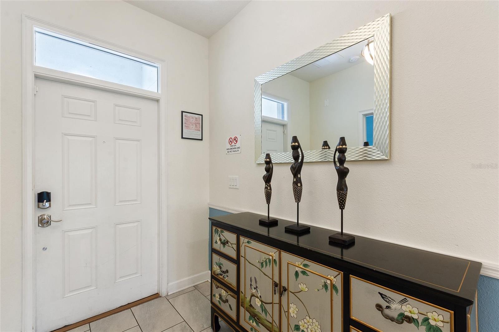 Image 4 of 100 For 1524 Flange Drive