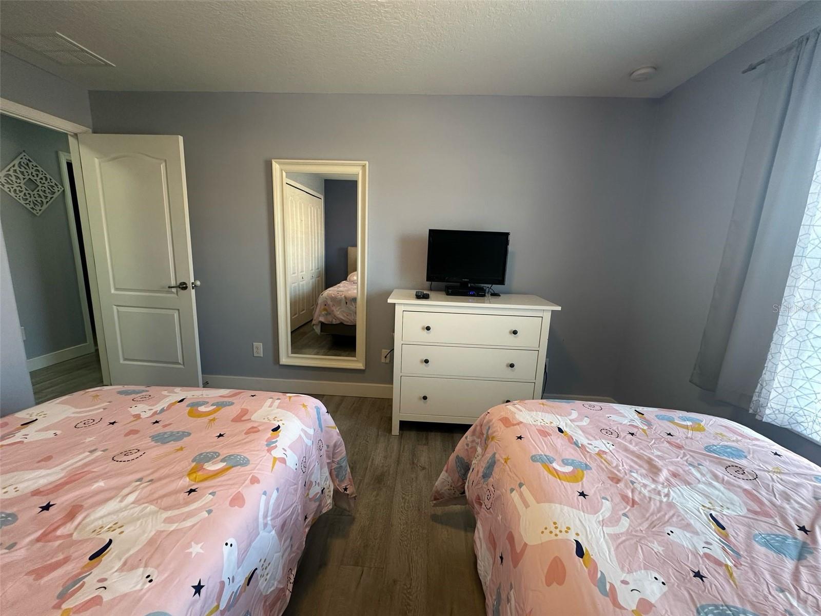Image 16 of 48 For 8973 Cat Palm Road