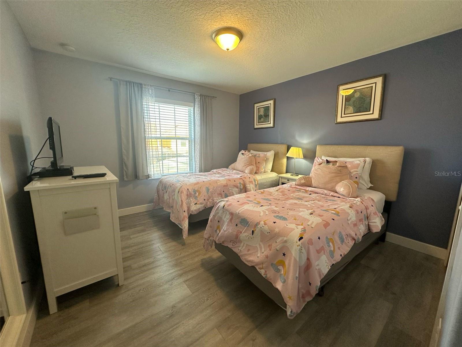 Image 17 of 48 For 8973 Cat Palm Road