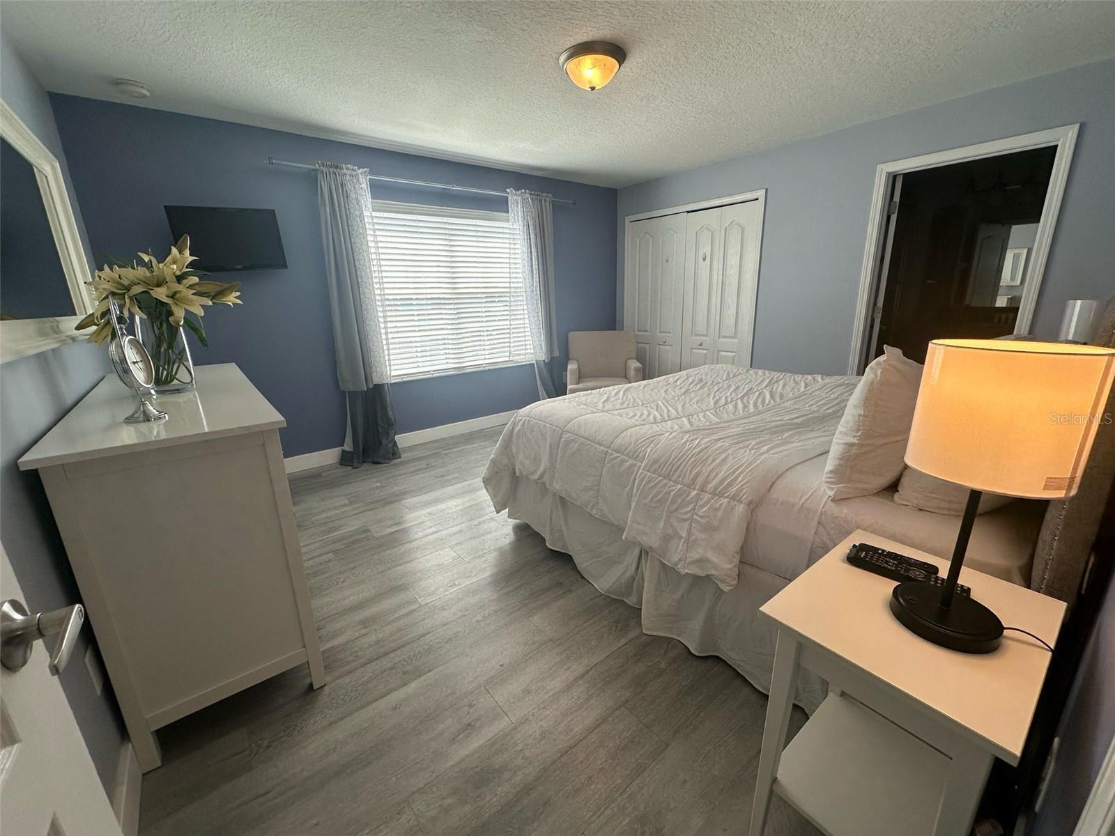 Image 22 of 48 For 8973 Cat Palm Road