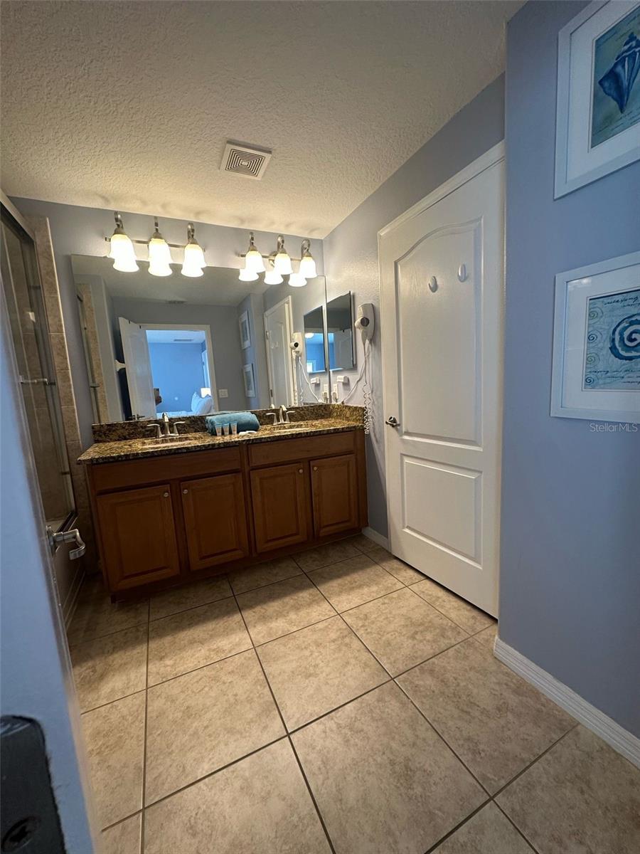 Image 25 of 48 For 8973 Cat Palm Road