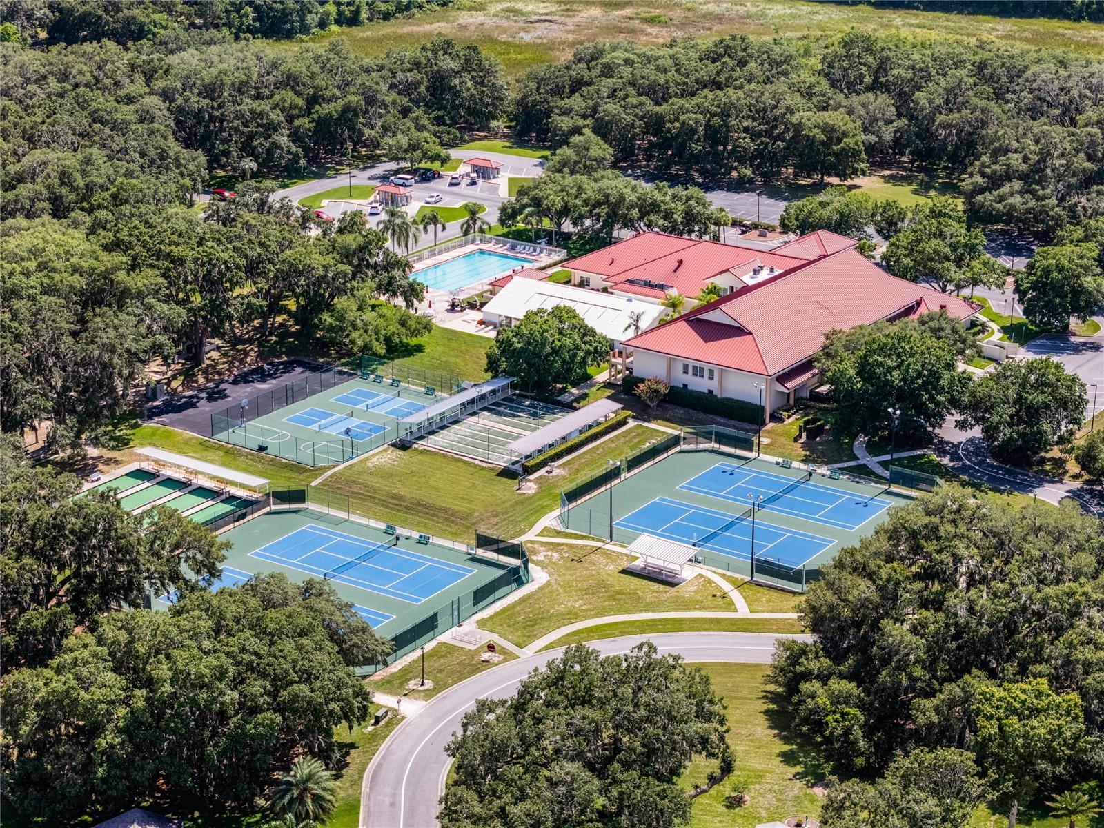 Image 49 of 91 For 26800 Racquet Circle