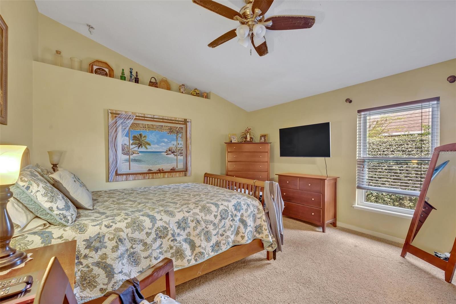 Image 20 of 56 For 257 Winding Cove Avenue