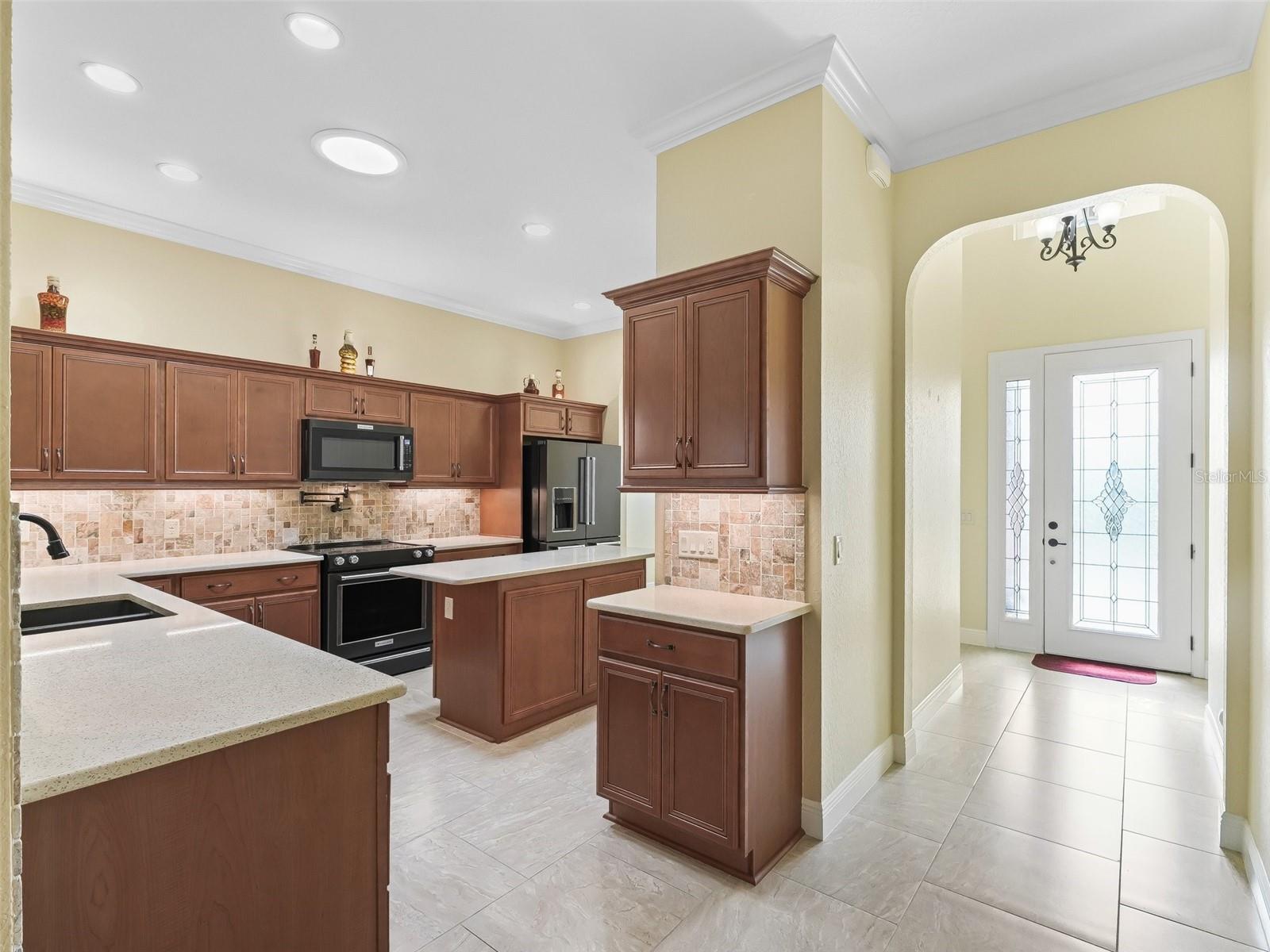 Image 14 of 46 For 10929 167th Place