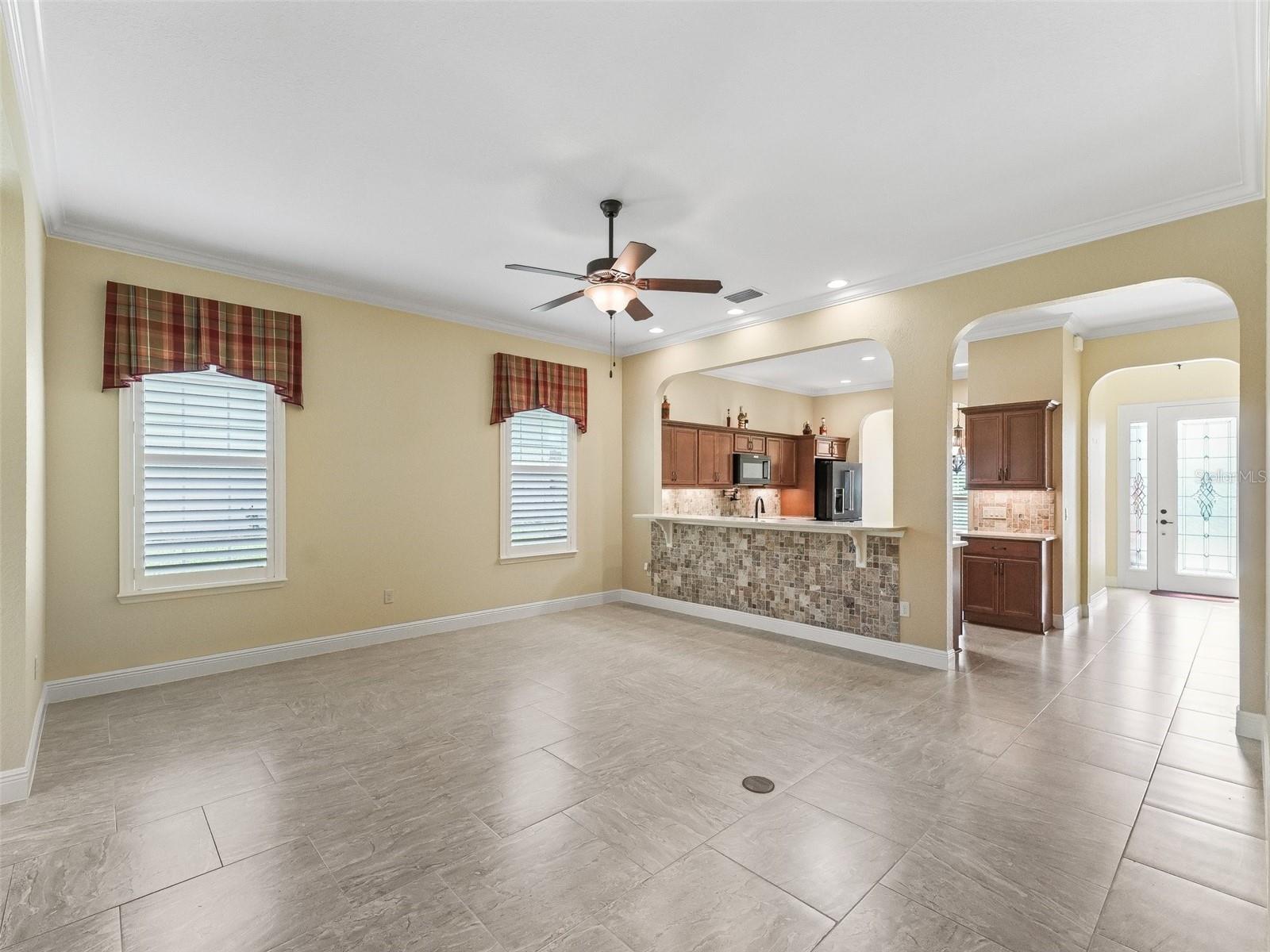 Image 16 of 46 For 10929 167th Place