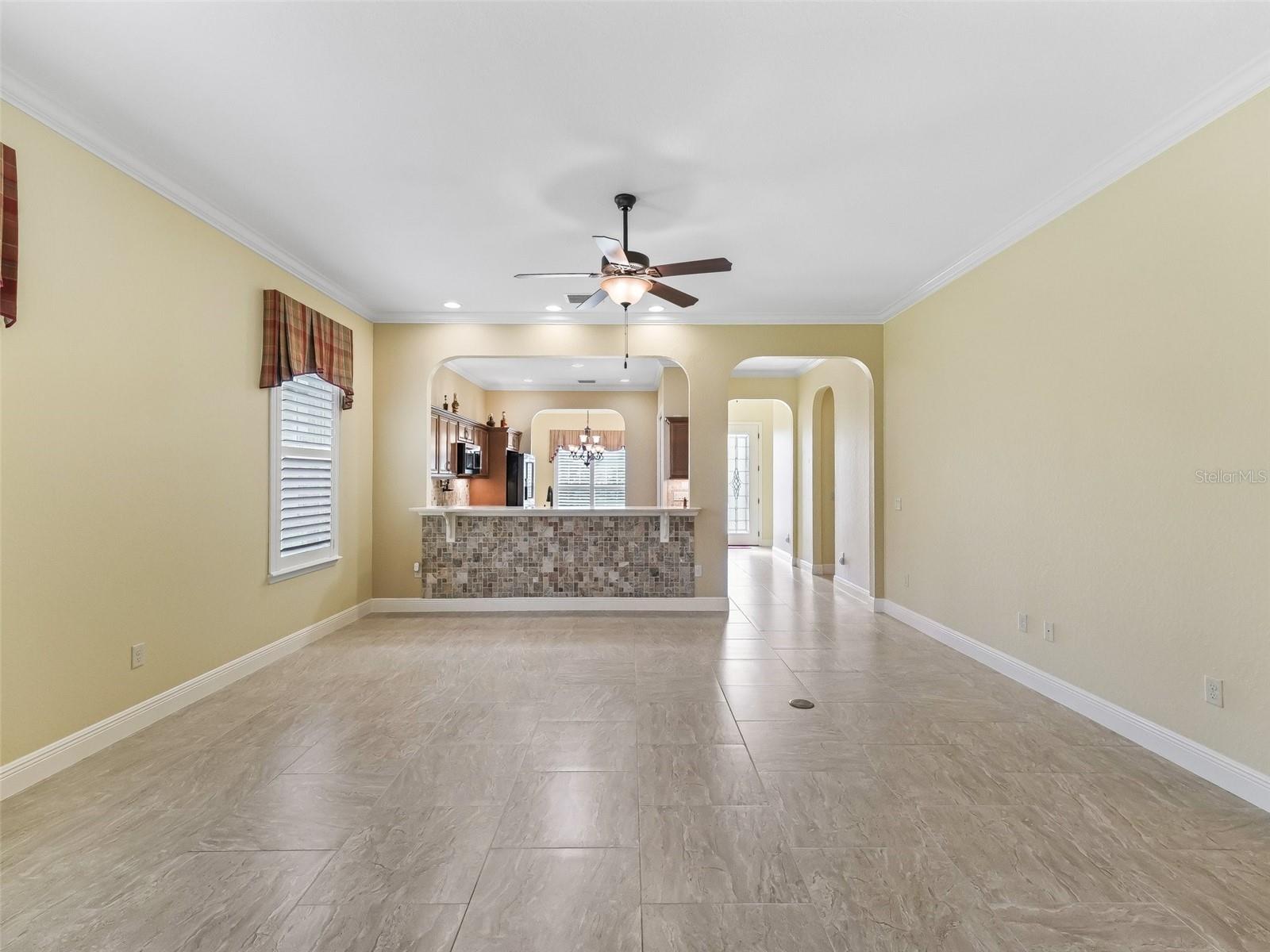 Image 18 of 46 For 10929 167th Place