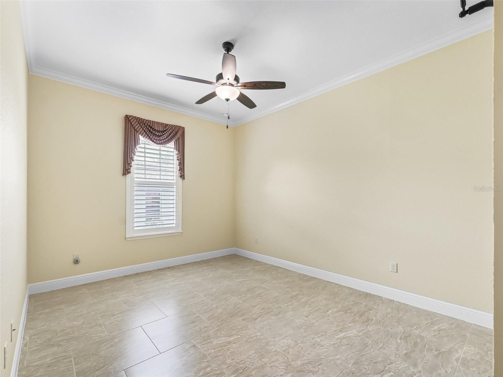 Image 26 of 46 For 10929 167th Place