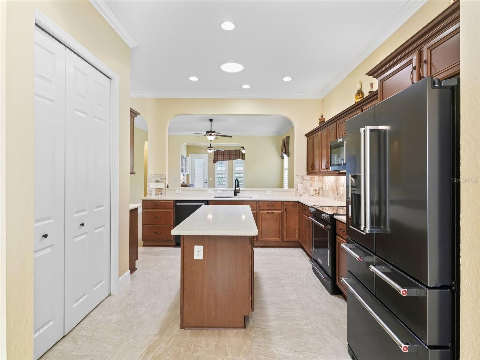 Image 8 of 46 For 10929 167th Place