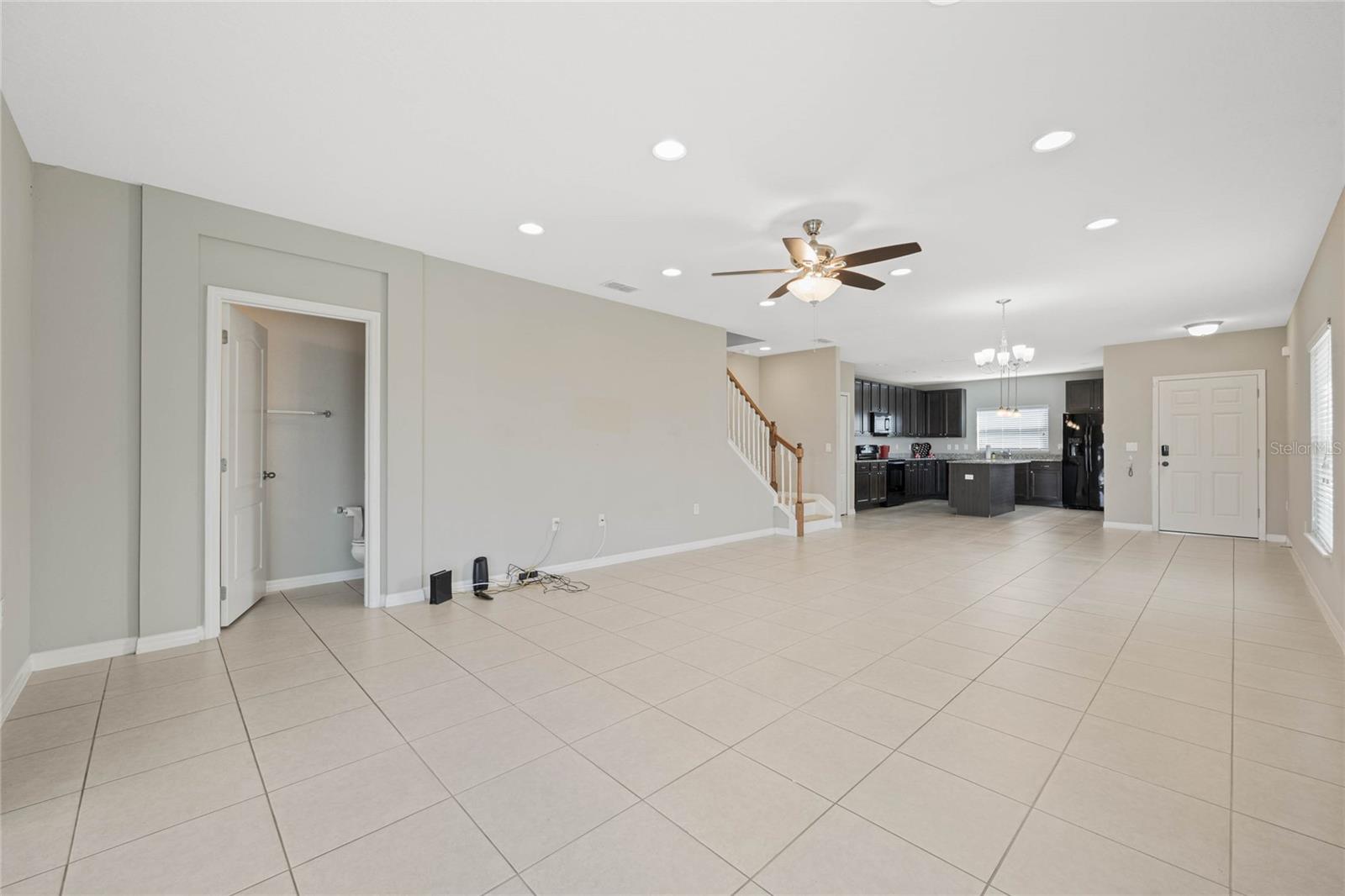Image 14 of 46 For 213 Primrose Drive