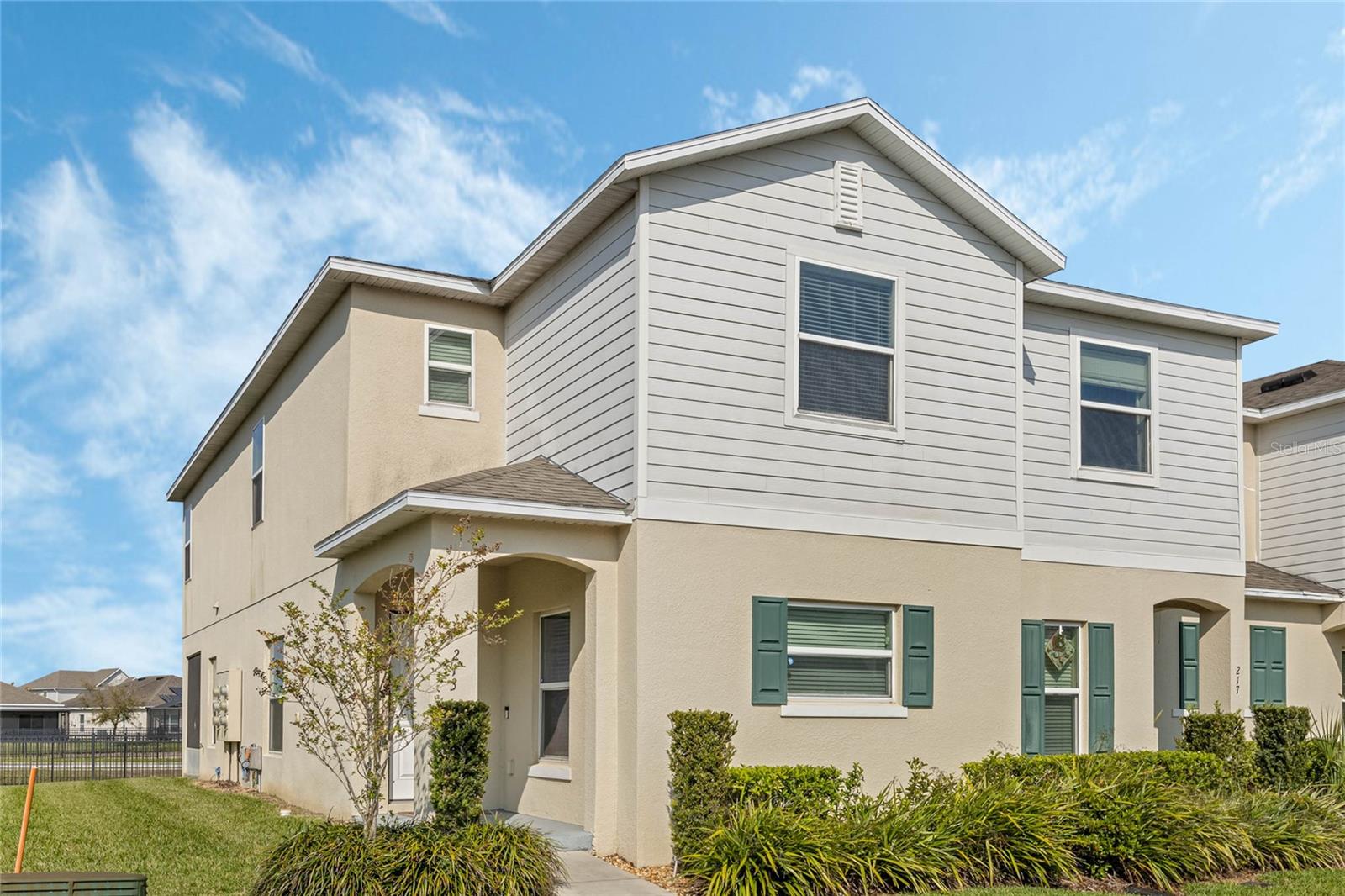 Image 4 of 46 For 213 Primrose Drive