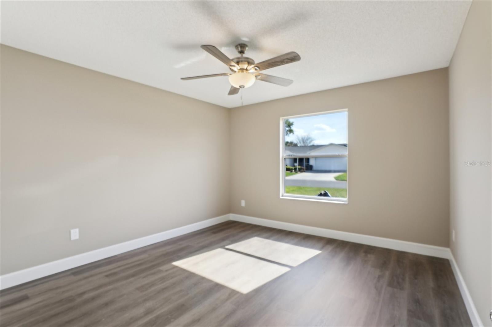 Image 12 of 25 For 2609 Privada Drive