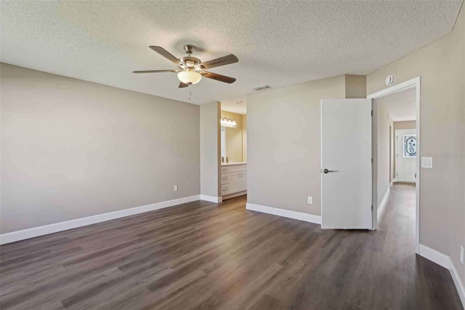 Image 21 of 25 For 2609 Privada Drive