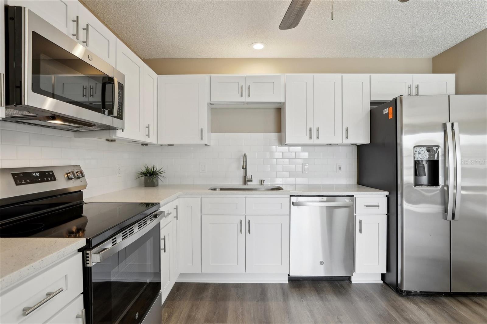 Image 7 of 25 For 2609 Privada Drive