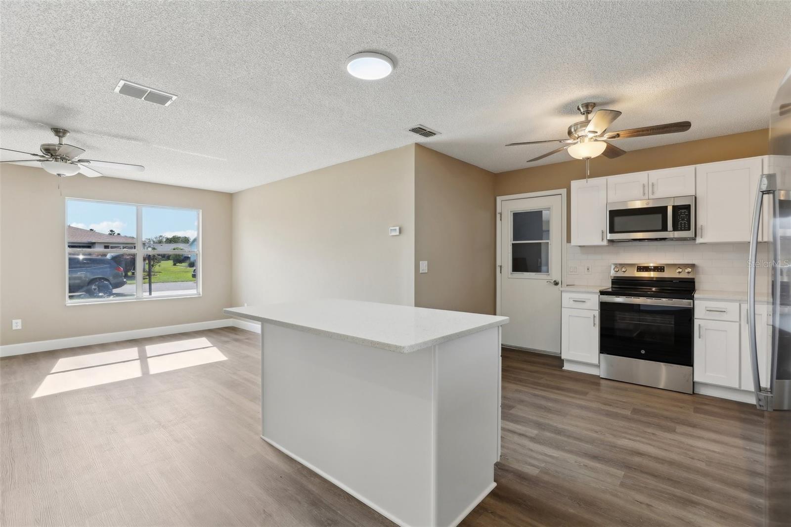 Image 8 of 25 For 2609 Privada Drive