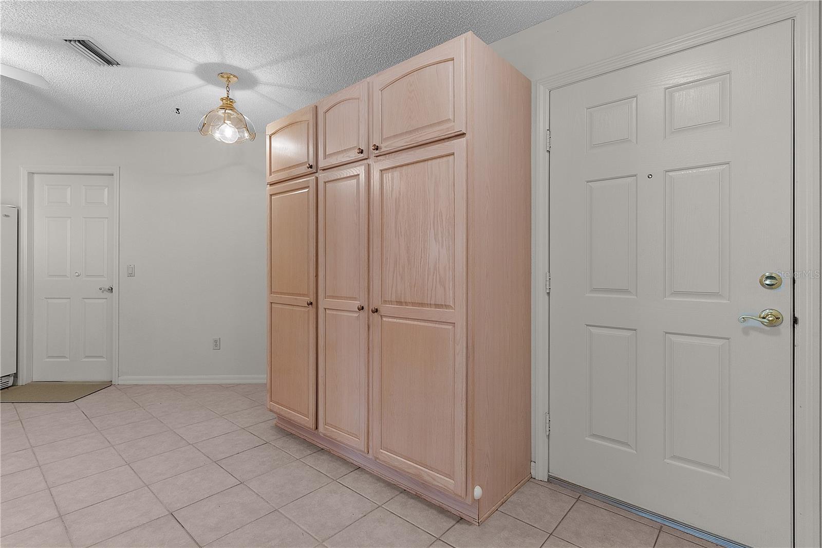 Image 15 of 32 For 1135 Santa Cruz Drive