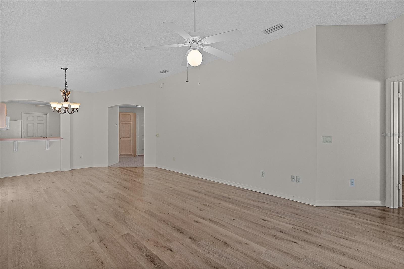 Image 9 of 32 For 1135 Santa Cruz Drive