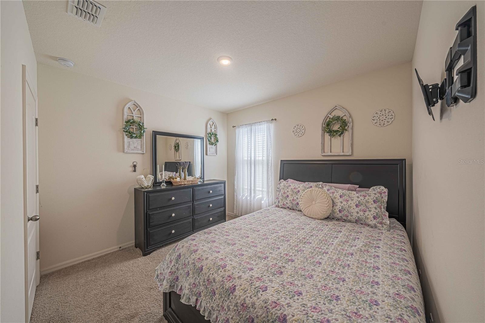 Image 15 of 32 For 3719 Holly Grove Lane