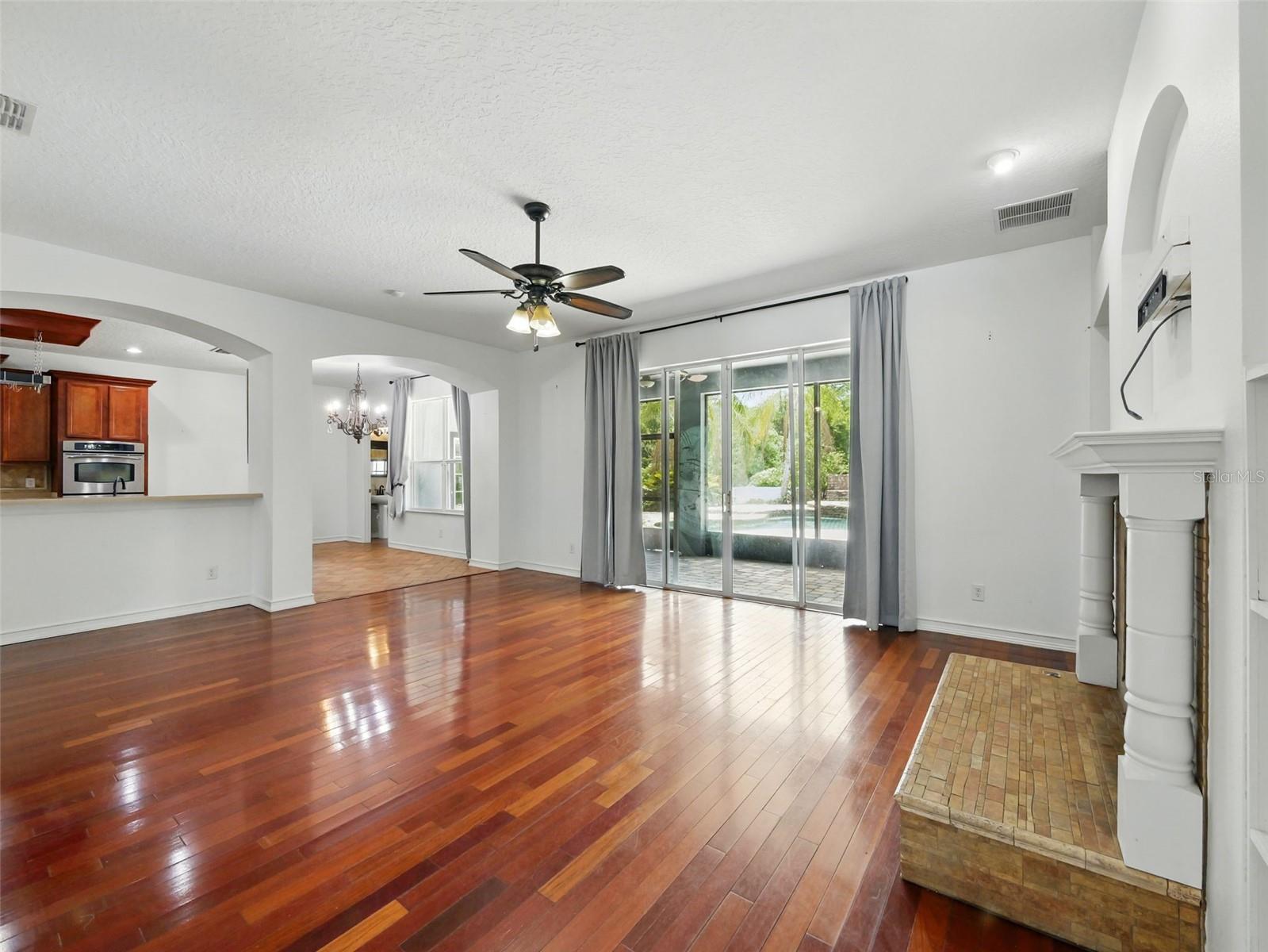 Image 10 of 44 For 3234 Cypress Grove Dr