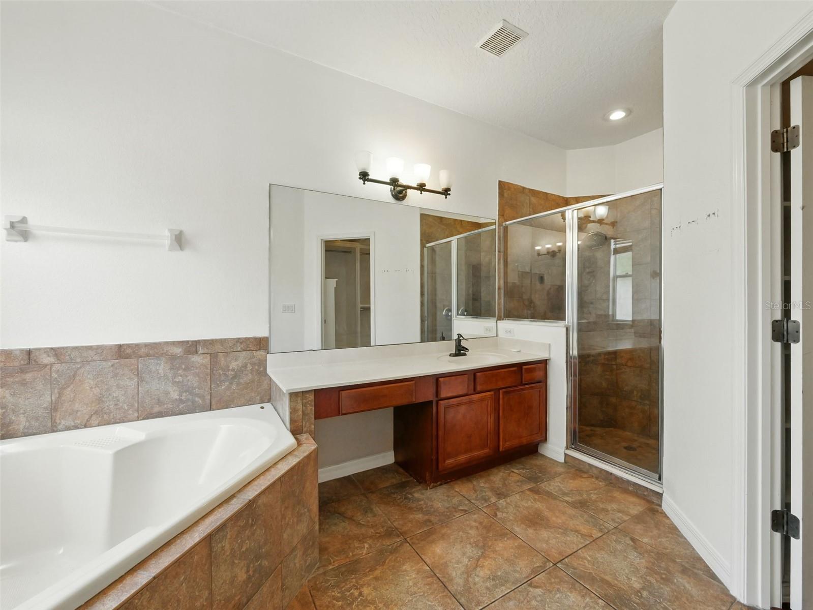 Image 15 of 44 For 3234 Cypress Grove Dr
