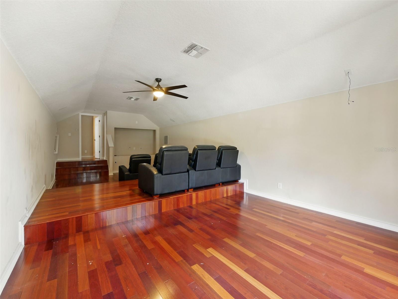 Image 33 of 44 For 3234 Cypress Grove Dr